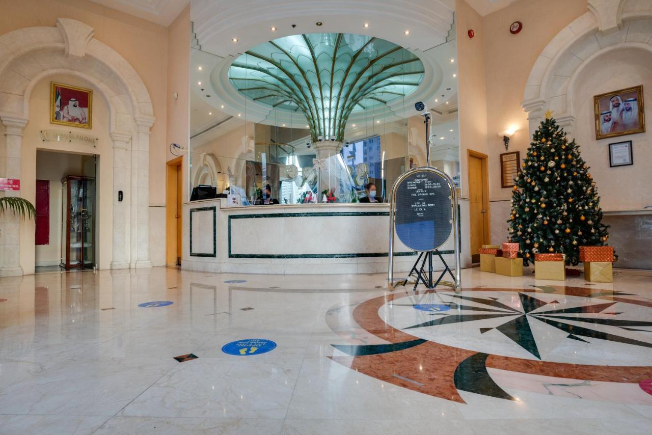 Grand Continental Flamingo Hotel Abu Dhabi Esterno foto