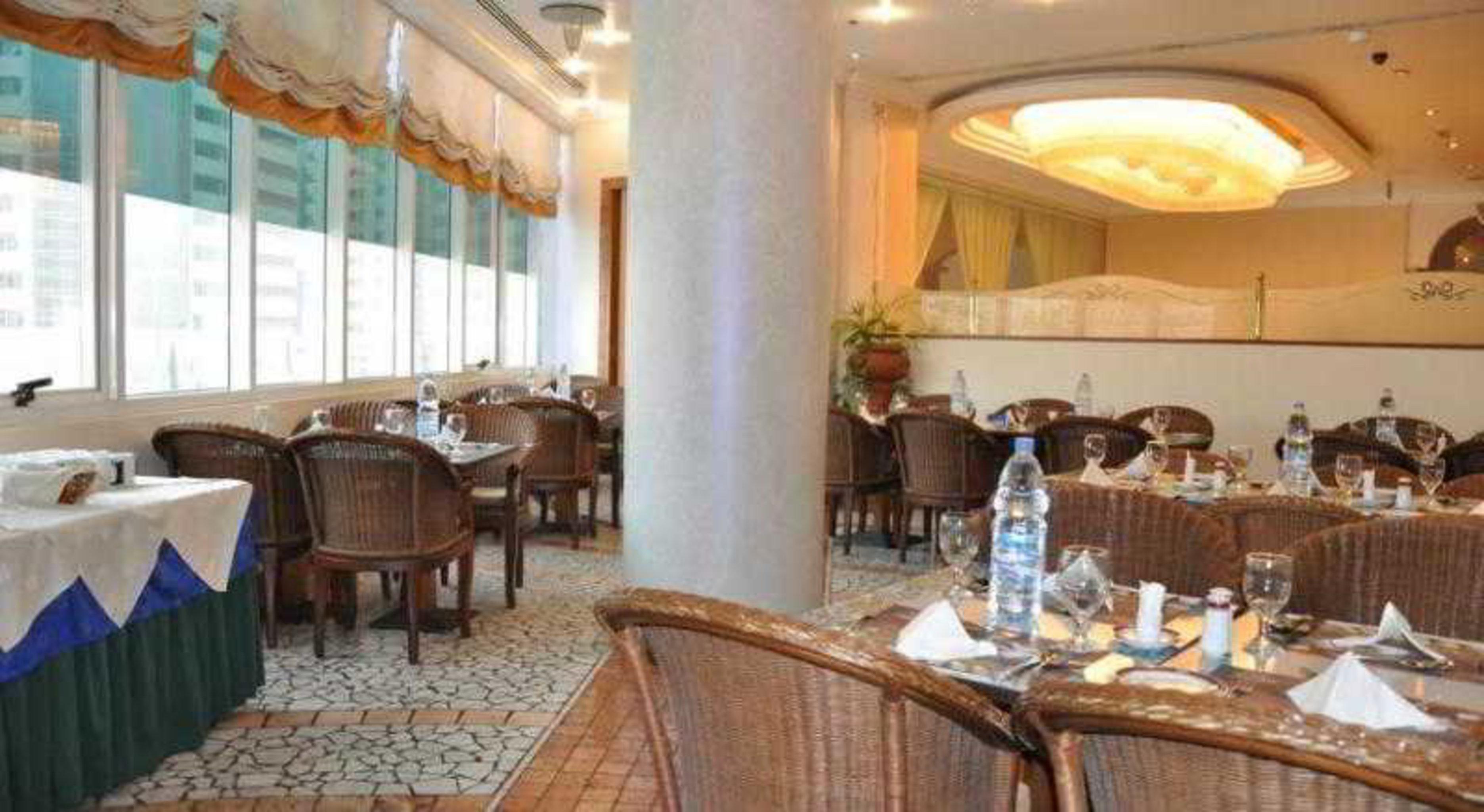 Grand Continental Flamingo Hotel Abu Dhabi Esterno foto